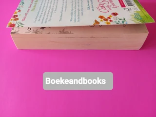 The Cake Shop In The Garden - Carole Matthews.