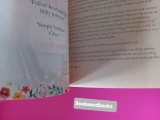 The Cake Shop In The Garden - Carole Matthews.