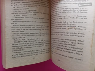 The Cake Shop In The Garden - Carole Matthews.