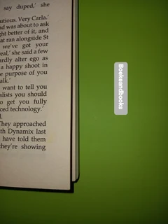 Strange Allure - Susan Lewis.