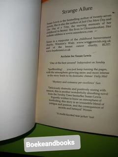 Strange Allure - Susan Lewis.