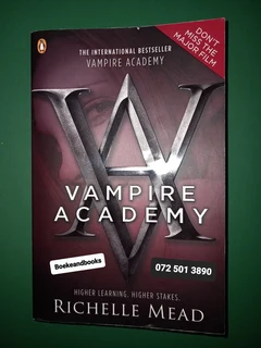 Vampire Academy - Richelle Mead - Vampire Academy #1.