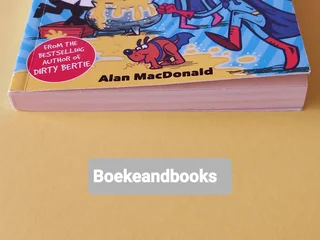 Curse Of The Evil Custard - Alan Macdonald - Superhero School.