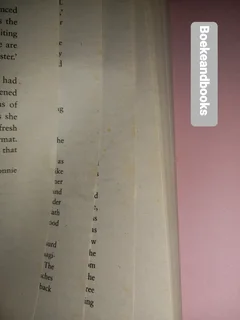 The Light Behind The Window - Lucinda Riley.