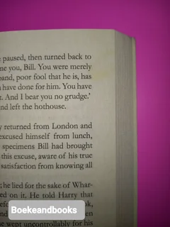 Hothouse Flower - Lucinda Riley.