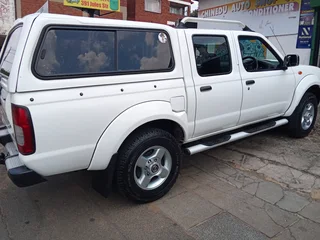 2012 Nissan NP300 Double Cab