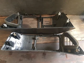 Pajero Gen 3 side vent plastic trim