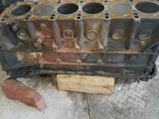 Mercedes Benz M103 2.6l Sub-assembly