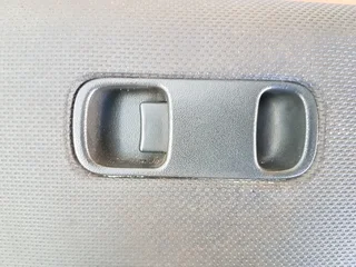 Mitsubishi Pajero Gen3 Cubby