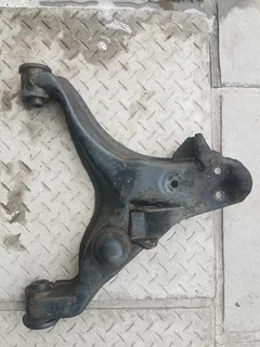 Mitsubishi Pajero Gen3 Lower Control Arms