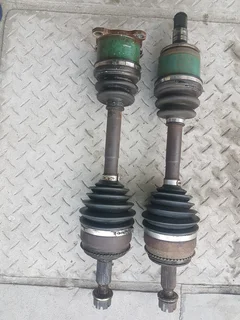 Mitsubishi Pajero Gen3 4m41 Front CV Shafts