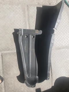 Mitsubishi Pajero 4m41 Fuel Tank