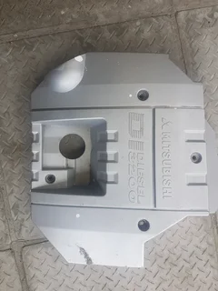 Pajero 4m41 3.2DiD Engine Cover