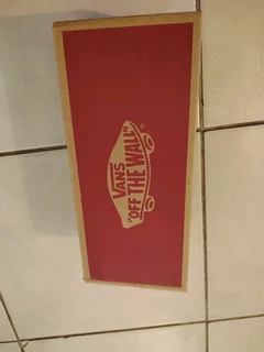 Brand New Men&#39;s Size 11 Old Skool Vans