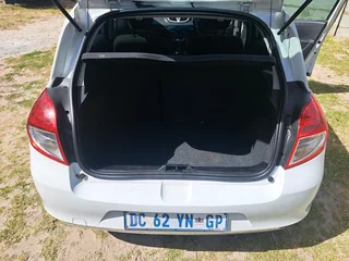 Renault Clio Facelift 1.6 2012 Bargain