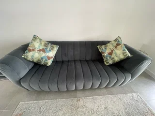 Modern @Home 4-Seater Velvet Couch - Grey