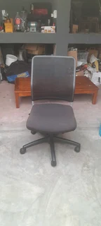 Office Chair (Black)