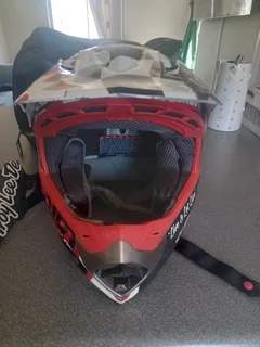 Troy Lee MX Enduro offroad helmet. R1200