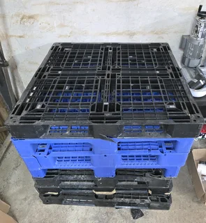 Plastic Pallets *7