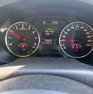 2014 NISSAN X-TRAIL 2.0 XE