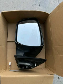 Isuzu D max left side/ passenger side mirror