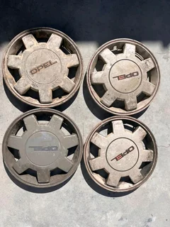 13 inch Opel Hubcaps