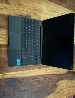 Samsung Chrome book