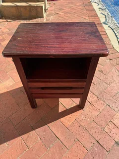 2x Brown Nightstands