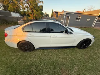 2013 BMW 320i msport performance