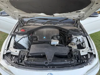 2013 BMW 320i msport performance