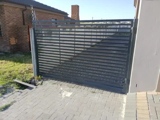 Burglar Bars - Security Gates - Galvanized Steelwork - Intercom - Automation