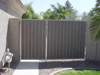 Modern Gates - Driveway Sliding Gates - Remote Controlled Gates - Wood Composite - Meranti Gates