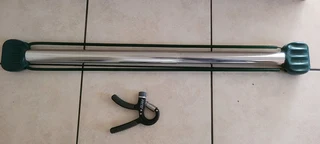 Excercise equipmemt bullworker and hand grip