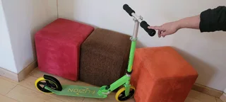 Fuzion Cityglide Adult Kick Scooter (Green)