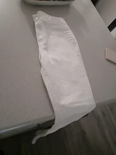 Girls combo white jeans/ top for sale