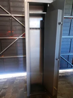 Safe in very good condition for sale