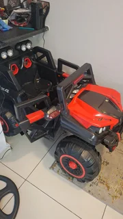 Electric kids 4x4 car