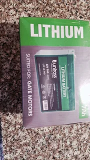 Lithium gate battery