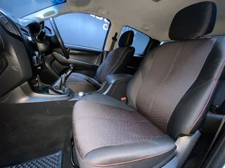 2021 ISUZU D-MAX 250 HO HI-RIDE 4X4 D/C P/U