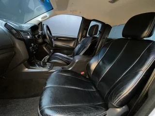 2019 ISUZU D-MAX 250 HO HI-RIDE E/CAB P/U
