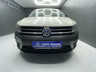 2017 VOLKSWAGEN CADDY4 MAXI CREWBUS 2.0 TDi