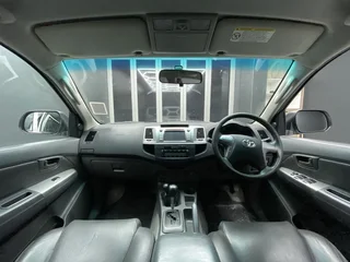 2014 TOYOTA HILUX 3.0 D-4D RAIDER 4X4 A/T P/U D/C