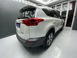 2015 TOYOTA RAV4 2.0 GX A/T