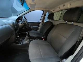 2021 NISSAN NP200 1.6  P/U S/C