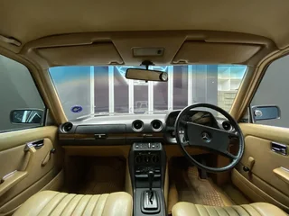 1984 MERCEDES-BENZ 230 E A/T A/C (W 123)