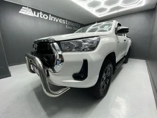 2021 TOYOTA HILUX 2.4 GD-6 RB RAIDER P/U E/CAB