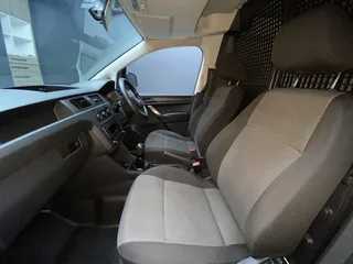 2017 VOLKSWAGEN CADDY4 2.0TDi (81KW) F/C P/V