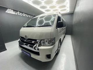 2022 TOYOTA QUANTUM HIACE 2.5 D-4D 14 SEAT