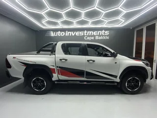 2019 TOYOTA HILUX 2.8 GD-6 GR-S 4X4 A/T P/U D/C
