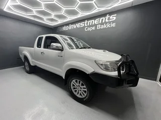 2014 Toyota Hilux 3.0d-4d Raider Xtra Cab 4x4 P/u S/c